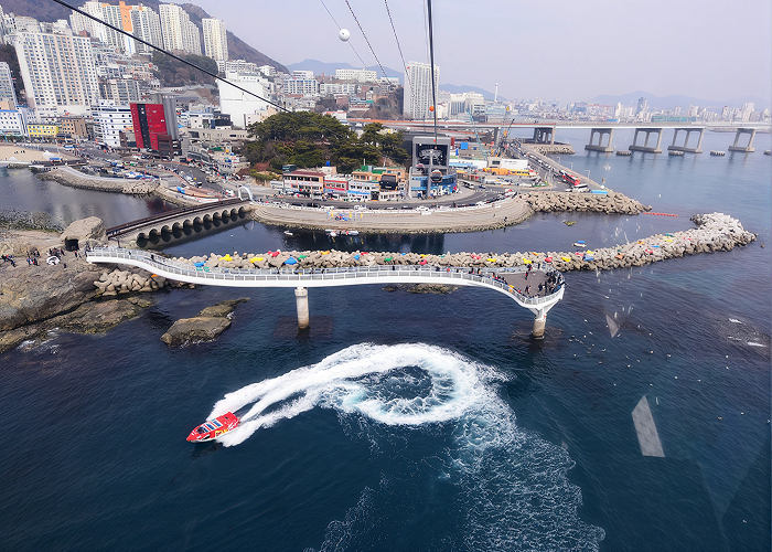 Songdo Marine Cable Car 3